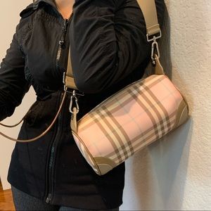 ‼️SOLD‼️Burberry Pink Nova Check Barrel Bag